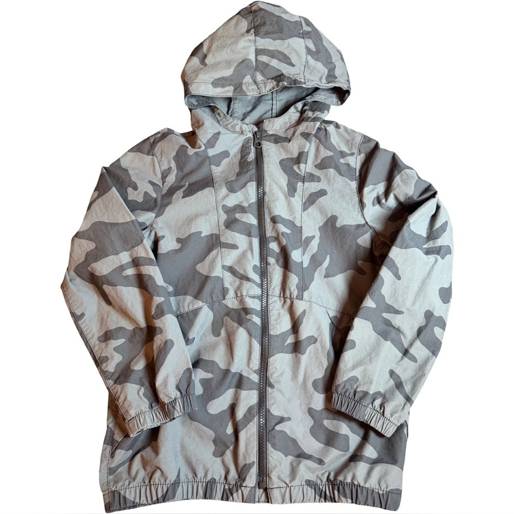 GAP Boys Camo Full-Zip Jacket – Size M (8R)